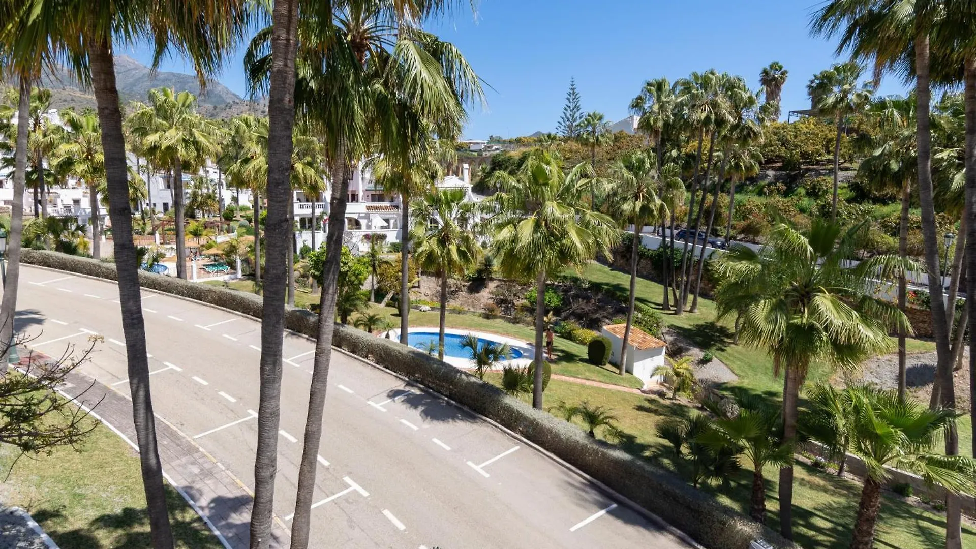 Las Palmas 2A Oasis Properties Nerja 0*,  Spain